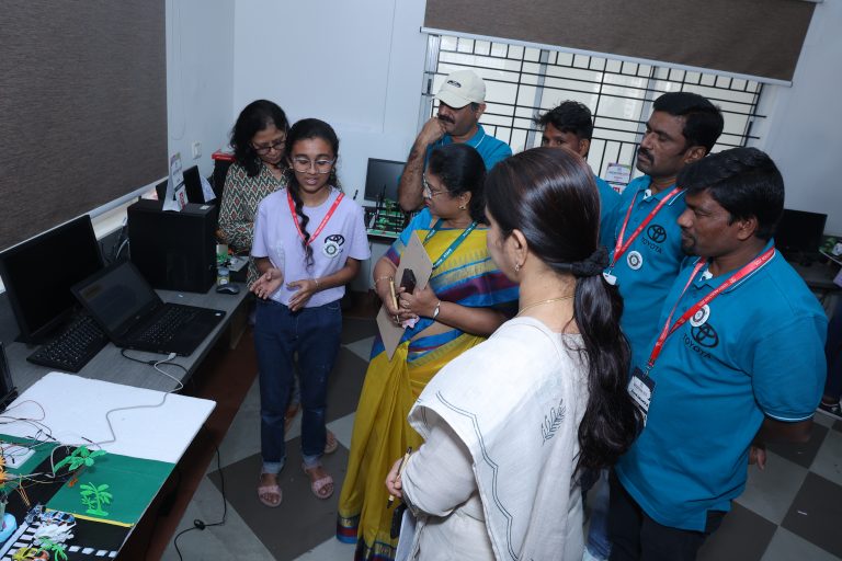 Toyota Hackathon - Day 02 - Photos - (51)