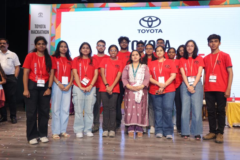 Toyota Hackathon - Day 02 - Photos - (834)